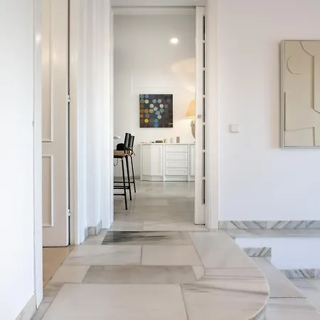 Spacious 1bdr Puerto Banus Appartamento