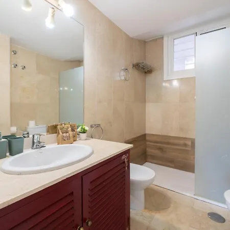 Spacious 1bdr Puerto Banus *